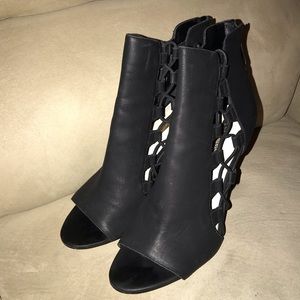 BCBG black ankle bootie heels
